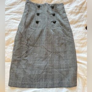 Banana Republic- Classic Gray Plaid Skirt